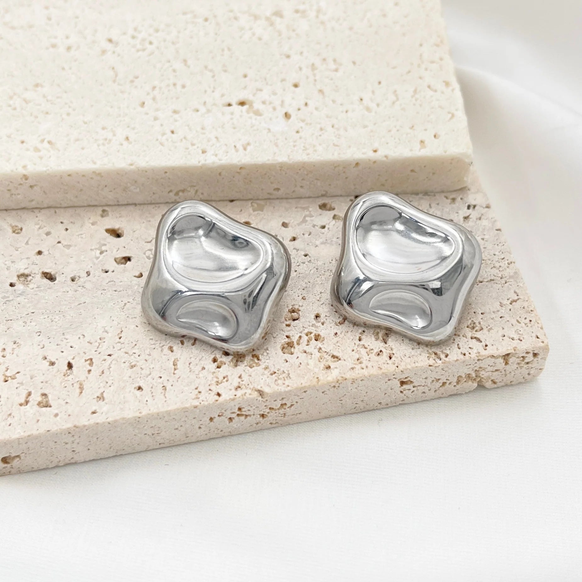 SILVER GEMS EARRINGS